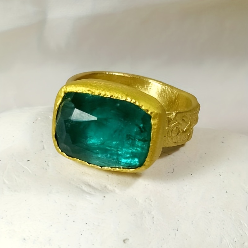 Vintage Green Tourmaline Tribal Pattern Ring